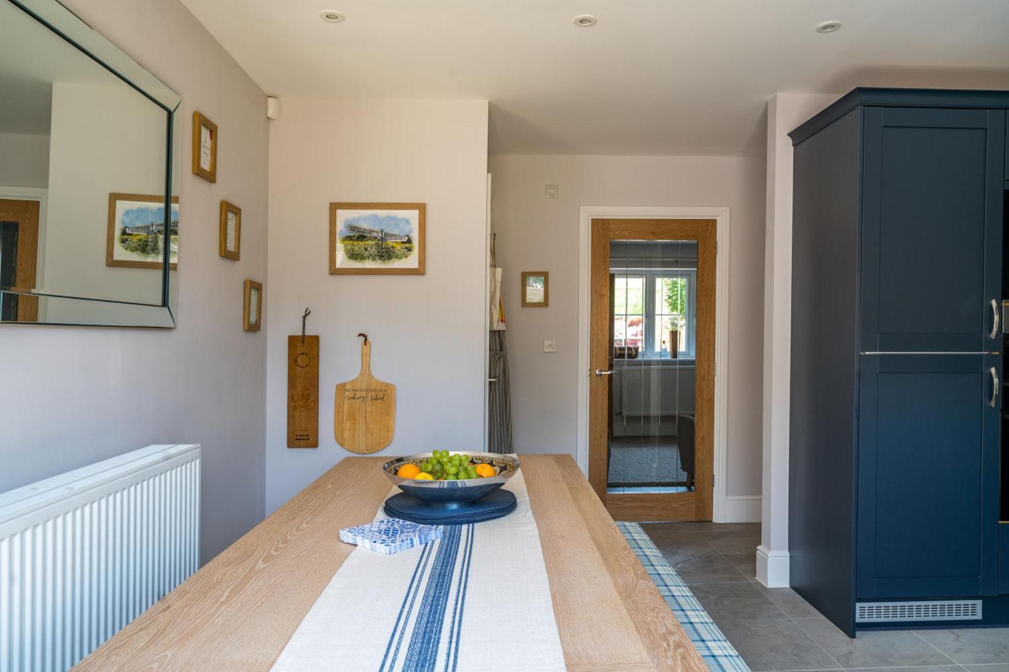 Fleming Cottage - Contemporary Cotswold Home Upper Rissington エクステリア 写真